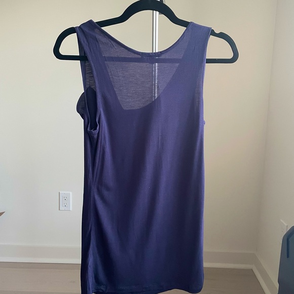 NWT XS GAP Tank with sheer bow - Picture 2 of 3